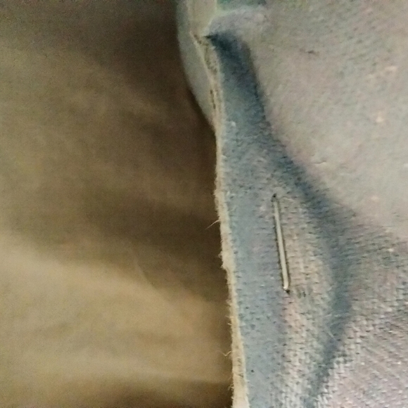 Dinosaur eggs beeswax crayons bogo free - Picture 6 of 12